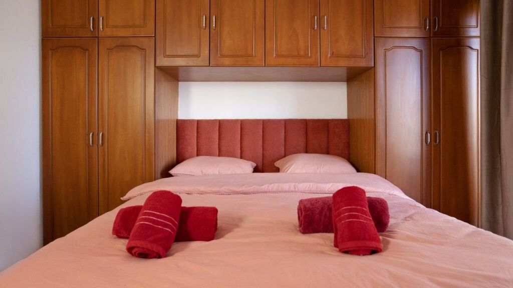 SUPER APARTMENT 1+1 FOR RENT AT PALACE DURRES
