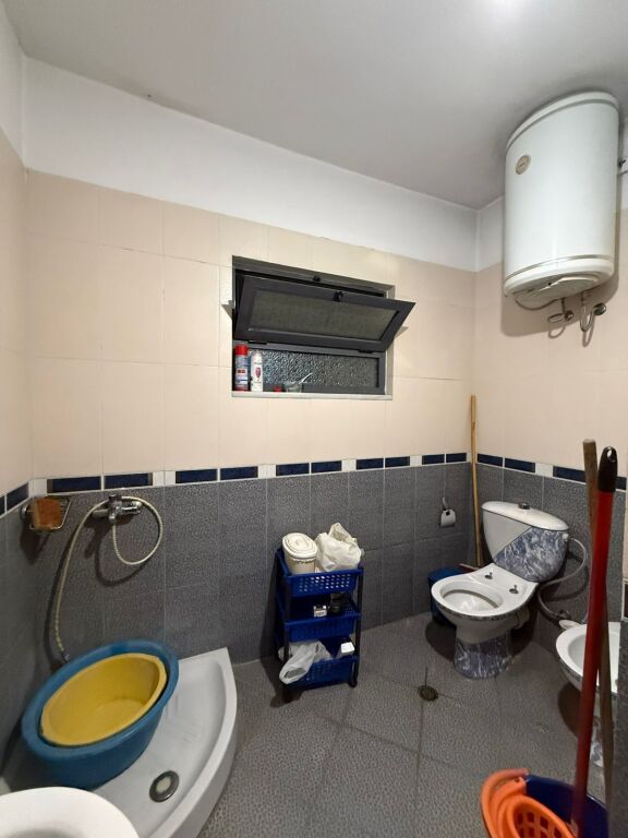 🏡Affittiamo il 2° piano di una villa – dietro l'Ospedale Militare ✨