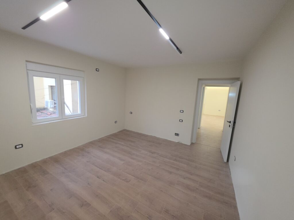 Apartment 1+1 for Sale – Osman Myderizi School!