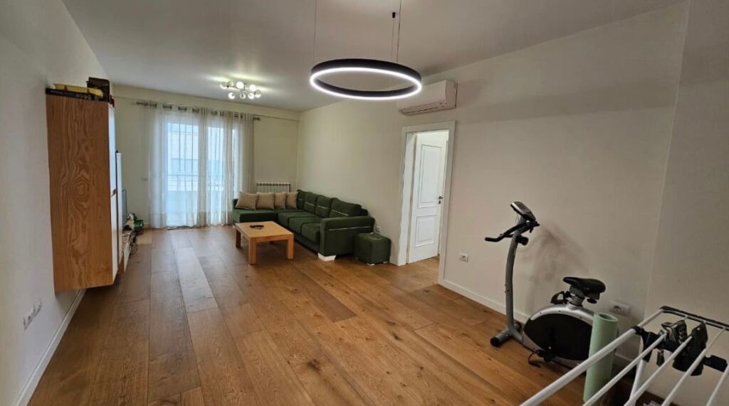 Apartment 2+1+2+veranda, for sale, Kinostudio