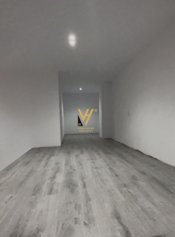 JEPET AMBIENT 60 M2 ME QERA TE GOLDEN-PARK 3 500 EURO