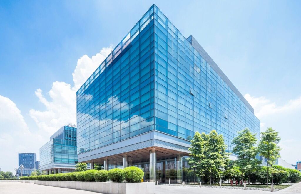 GODINE BIZNESI ME QERA 850 M2 LAPRAKE 25.000 EURO