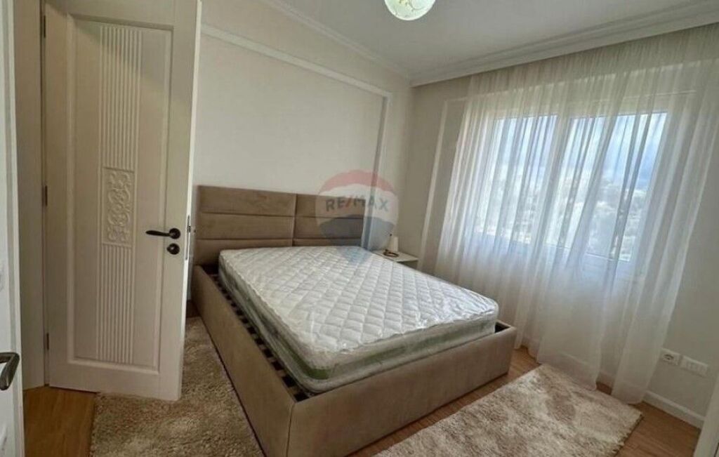 Apartament - Për Shitje - FZ Rezidence, Tiranë(ID: 530201045-195)