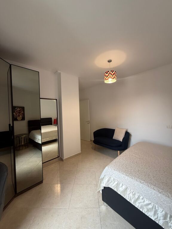 🏠FOR RENT Apartment 3+1+2+block 📍Selvia, near the Center 🏢7th floor, with elevator  🛋️Entrance is furnished 📐Area 120m2 Net 💶 Price: 1500€