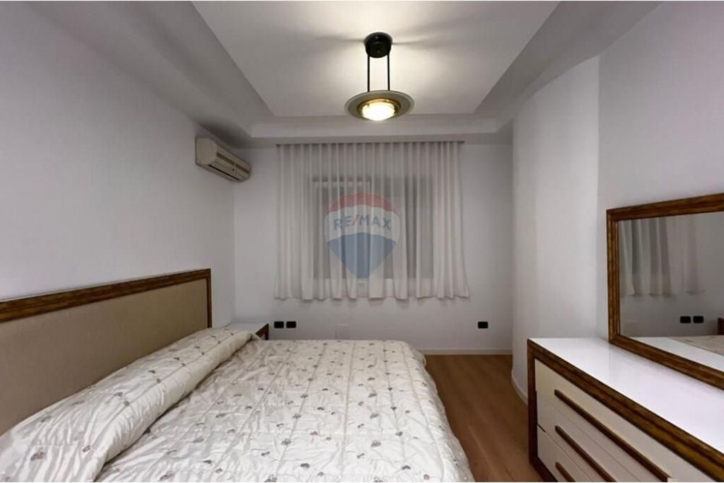 Qira/ Apartament 2+1 te Rruga e Elbasanit