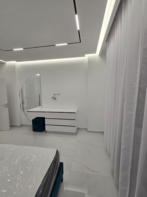 📌  Jepet me qira apartament 1+1 – Zogu i Zi