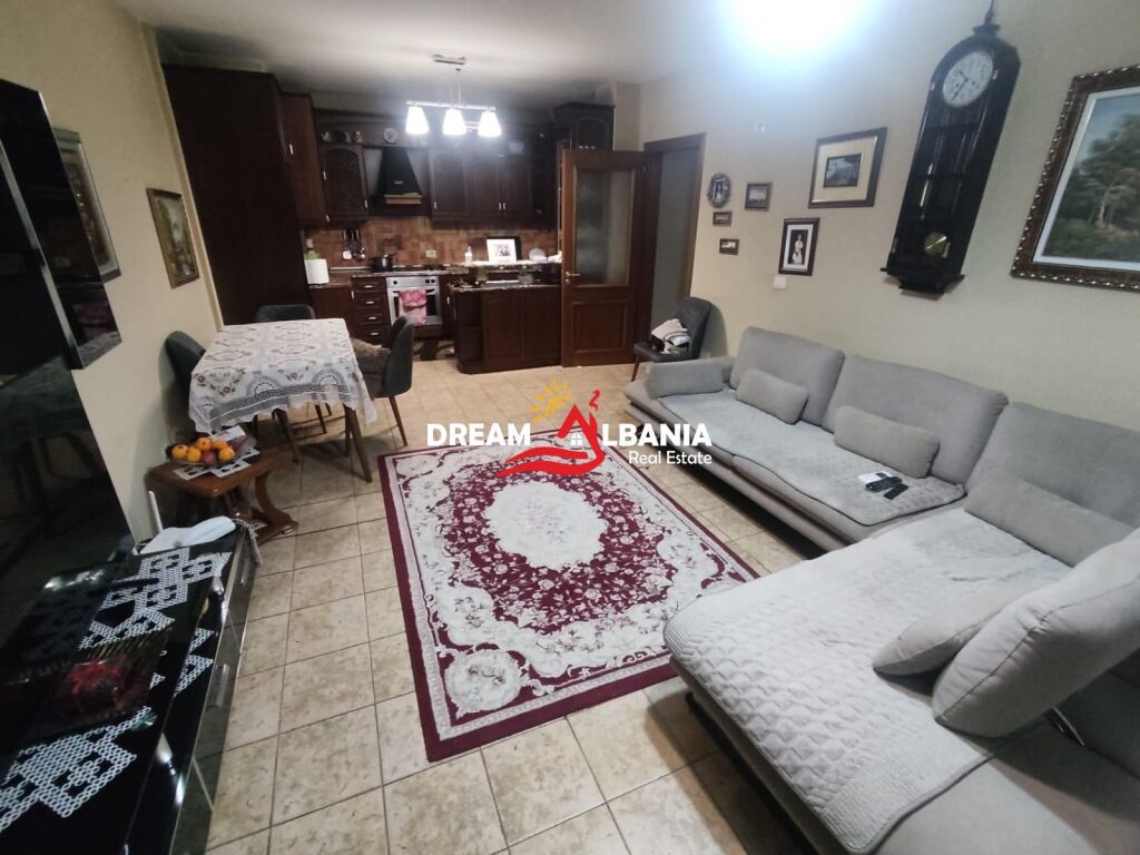 Ufficio 3+1+2wc in affitto vicino a Via Sales a Tirana ( ID 4231483)
