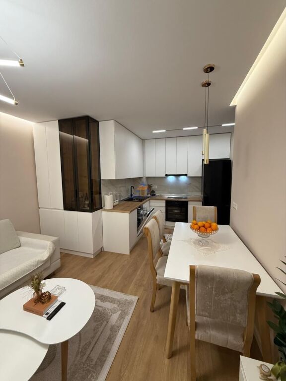 APPARTAMENTO 1+1 COMPLESSO TOM DOSHI, SHKOZË" 115000 EURO