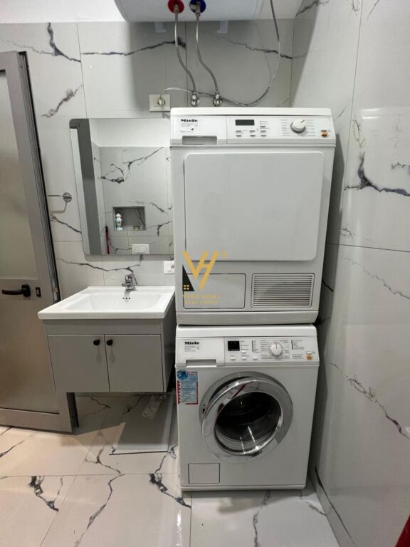 STUDIO APARTMENT FOR RENT AT BARRIKADAVE STREET 60,000 LEKE