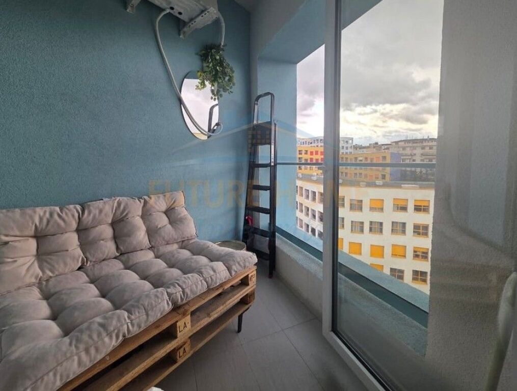 Affitto, Appartamento 1+1, Complesso Kadiu, Tirana.