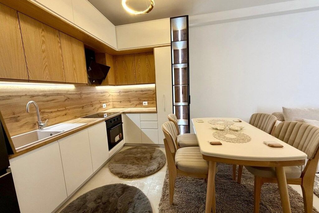 APARTAMENT 1+1 PER QIRA