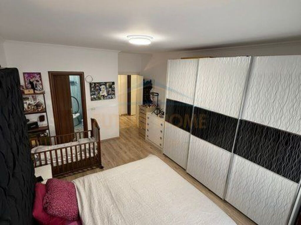 Shitet, Apartament 2+1,Unaza e re, Tiran