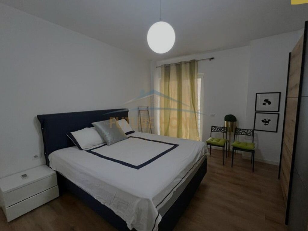 Shitje, Apartament 2+1+2, Komuna Parisit, Tiranë.