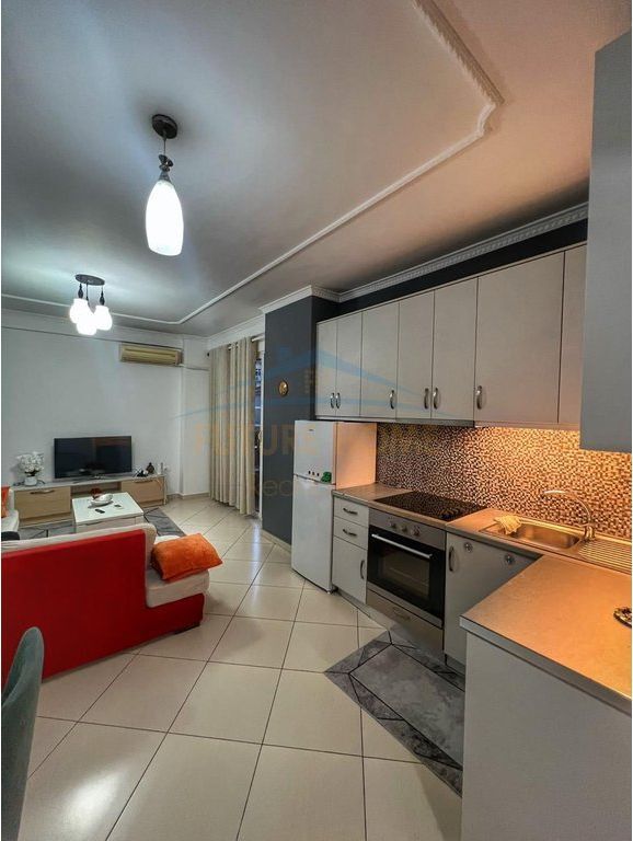 Qera, Apartament 2+1+2, Selitë