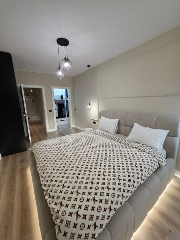 APARTAMENT 2+1 PËR SHITJE – Komuna e Parisit