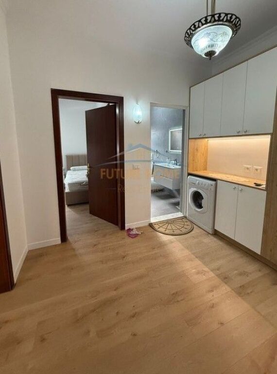 Affitto, Appartamento 2+1, Via Kongresi i Manastirit, Tirana.