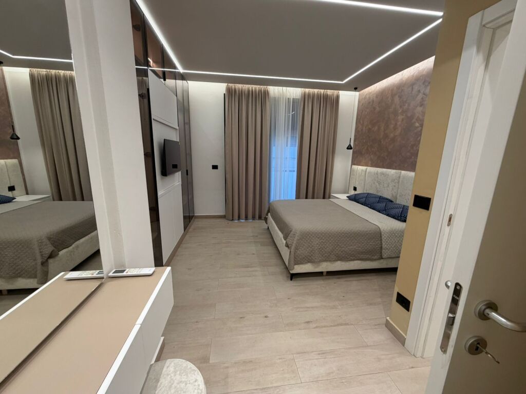 Jepet me Qera - Sofia - TEG