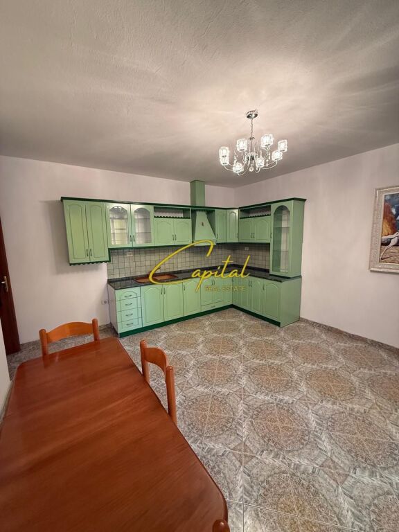 ZYRE ME QIRA 70 M2 ISH BLLOKU 80.000 LEKE