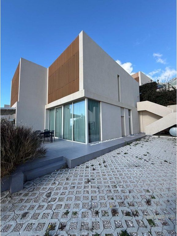 VILLA IN VENDITA A GREEN COAST, VILLAGE, PALASE