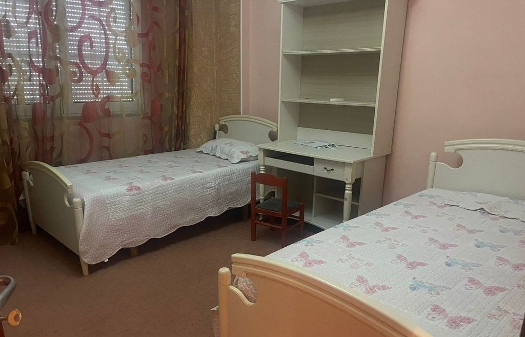Apartament 3+1 Me Qira tek Ish stacioni i fundit i Tiranës së Re, Bulevardi Bajram Curri