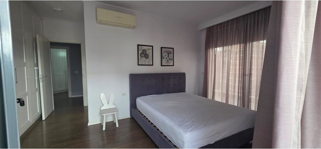 21 December, Former Park! We offer for rent Apartment 2+1+2 at "Rezidenca Alba"!