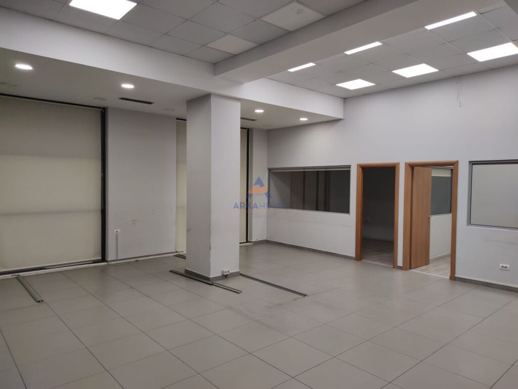 BUSINESS PREMISES FOR SALE 108M2 "KOMUNA E PARISIT" 248,400 EURO
