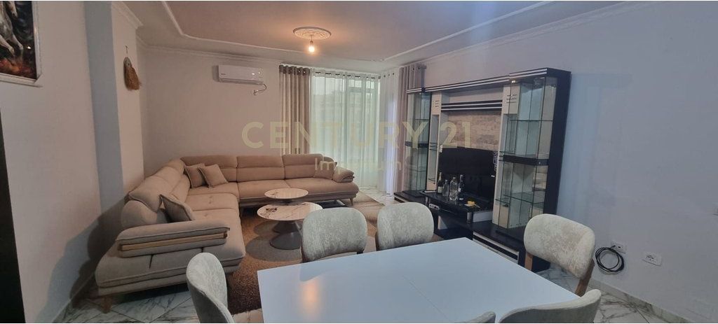 Comfortable 2+1 apartment for rent – Besim Alla Street, Yzberisht