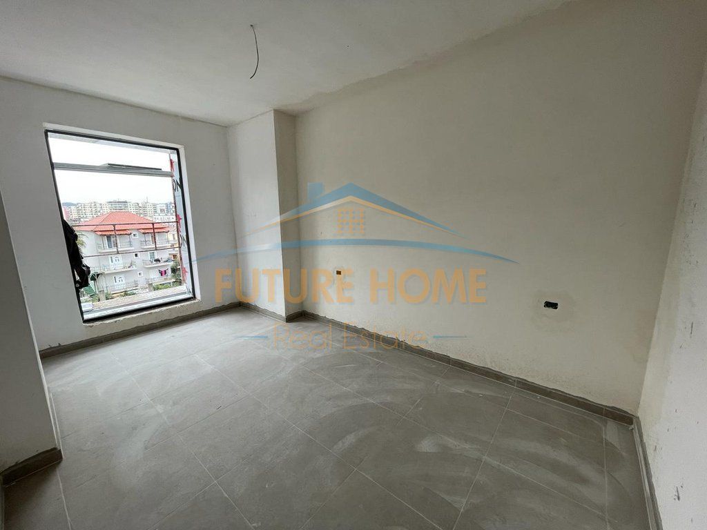 For sale, Apartment 1+1, Babë Rexha Street, Tirana.