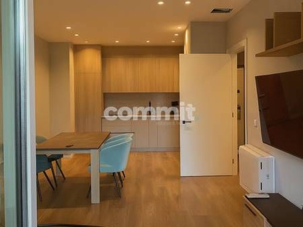 Apartament 2+1 për Qira pranë "Lion Residence"