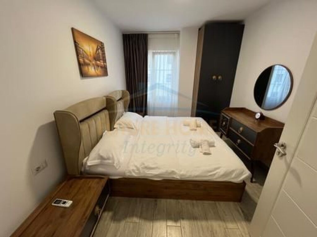 Rent, Apartment 1+1, 5 Maji Street, Tirana.