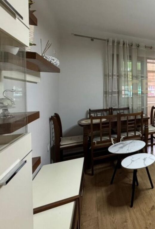 ✨ Jepet me Qira – 2 Apartamente