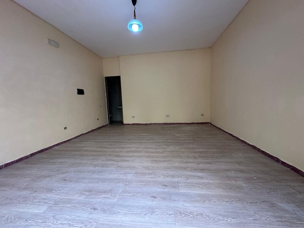 🏢At the Former Electric Market, Petro Nini Luarasi Street, business premises for rent, Empty 350Euro
