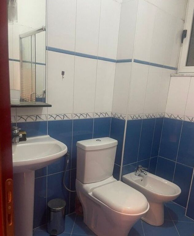 Apartament 3+1 Me Qira tek Ish stacioni i fundit i Tiranës së Re, Bulevardi Bajram Curri