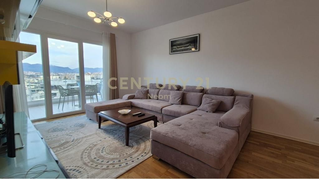 For rent apartment 2+1+2, with balcony and fantastic view of the Lake and Botanical Garden 1,000 € /Month Total area 98m2