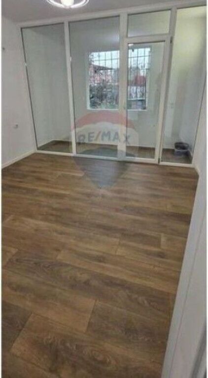Apartment - For Sale - Ali Demi Street, Tirana(ID: 530261046-476)