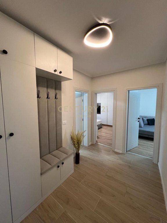 JEPET ME QIRA APARTAMENT 2+1 TE STADIUMI DINAMO