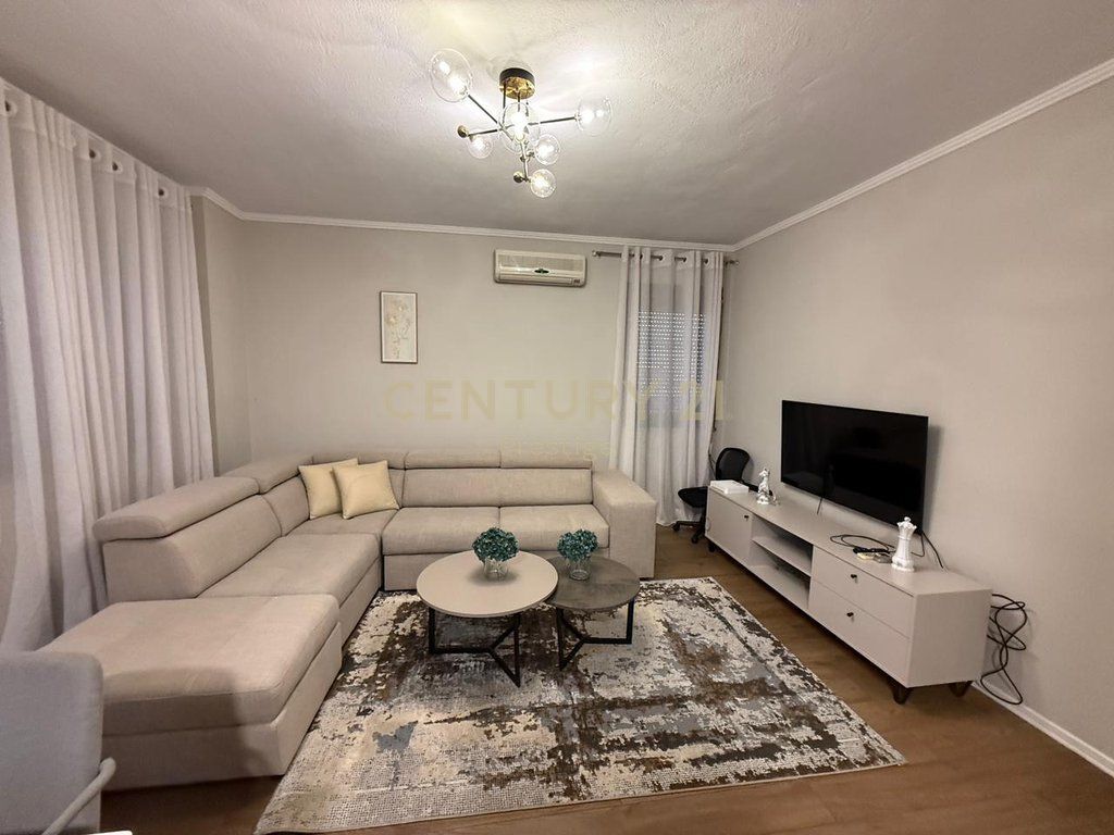 APARTMENT 1+1 FOR RENT IN THE CENTER, TIRANA!