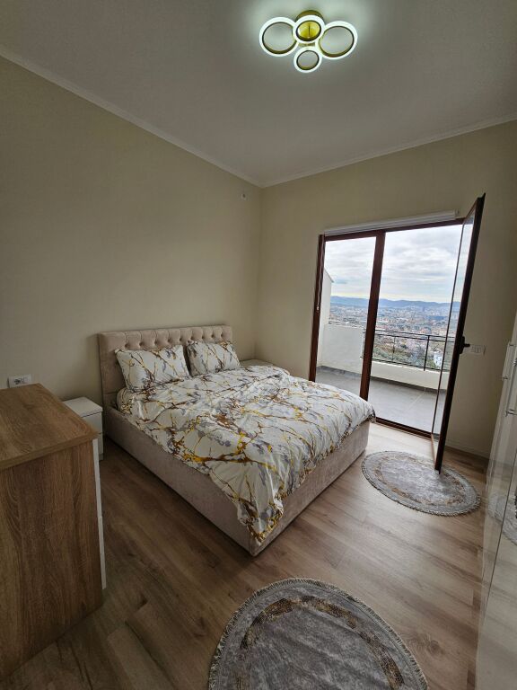Shitet Apartament 2+2 në Rrugën e Freskut, Tiranë | 110 m² | I Mobiluar