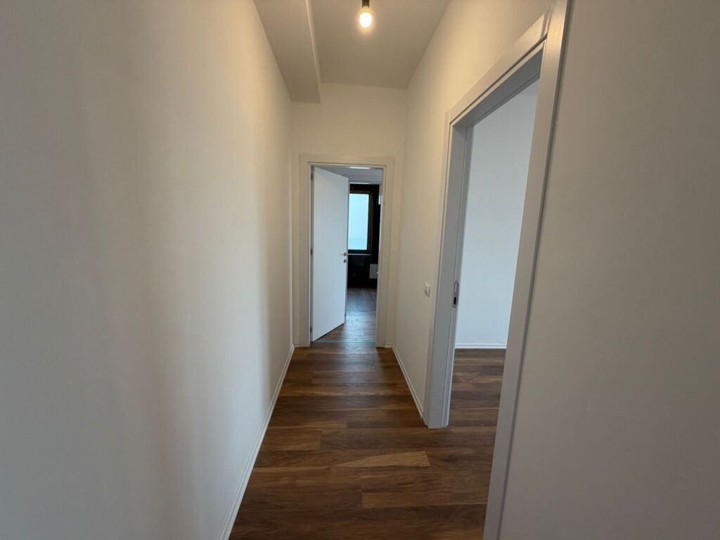 AFFITTASI APPARTAMENTO 2+1+2 – PER UFFICI