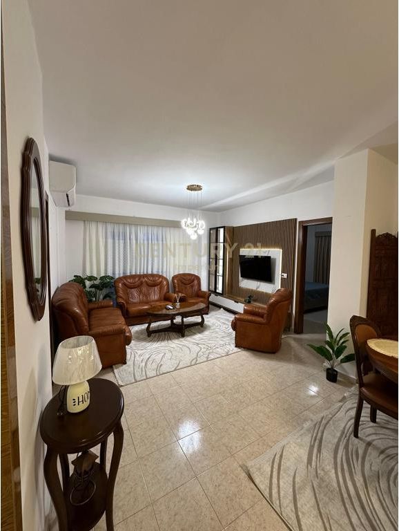 Apartment 2+1 for rent in the Laprakë area
