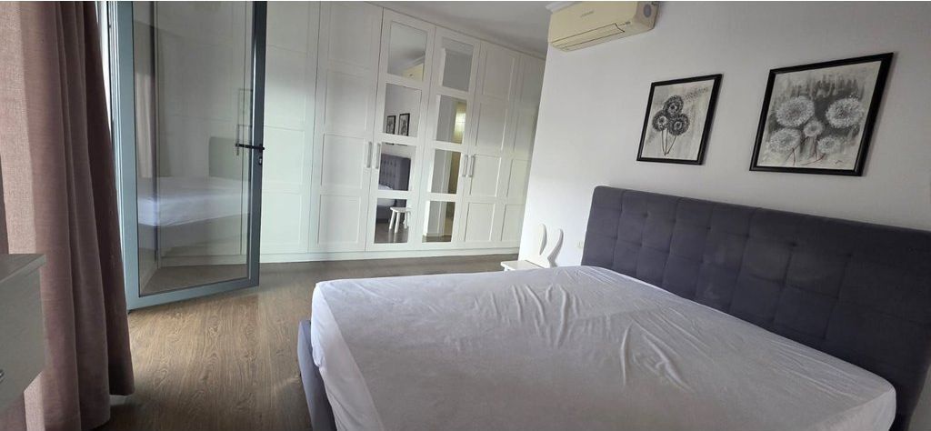 21 December, Former Park! We offer for rent Apartment 2+1+2 at "Rezidenca Alba"!