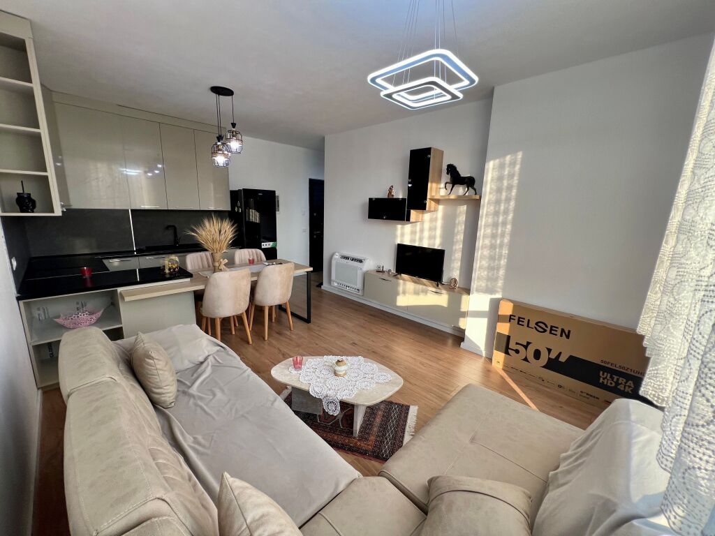 📣 QERA SUPER Apartament 1+1 📍 Bulevardi i Ri, Tirane ✨