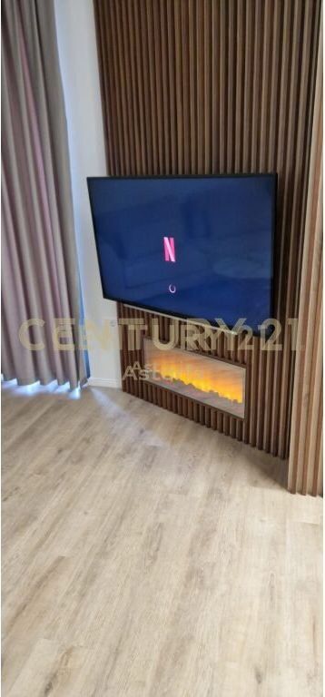 JEPET ME QIRA APARTAMENT PREMIUM 2+1+2+POST PARKIMI TE BULEVARDI I RI
