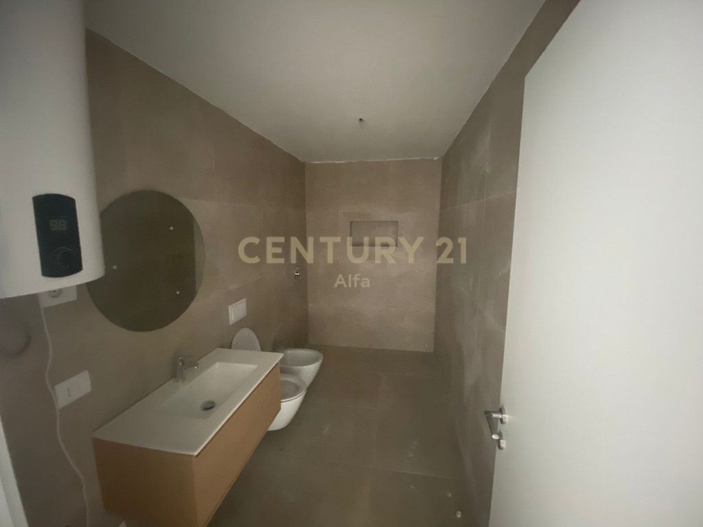 Apartament 1+1 me qira , Akses Tirana .
