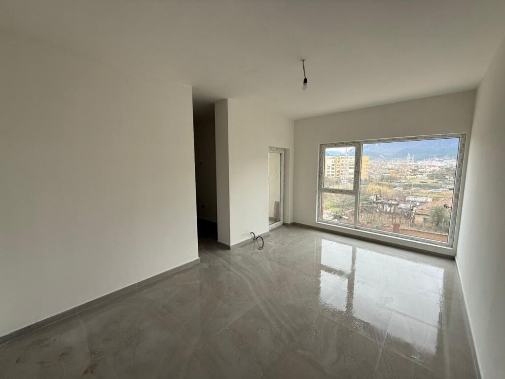 📣 SHITET Apartament 1+1 me Post Parking 📍 Rruga "Jordan Misja", Prane Kompeksit "Ndregjoni" ✨💶 Cmimi 150.000 Euro