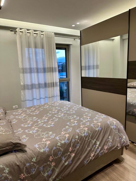📣Qera apartament 2+1 me Parking 📍Shkolla e "Kuqe" 🛣️ Rruga "Qemal Stafa" ✨