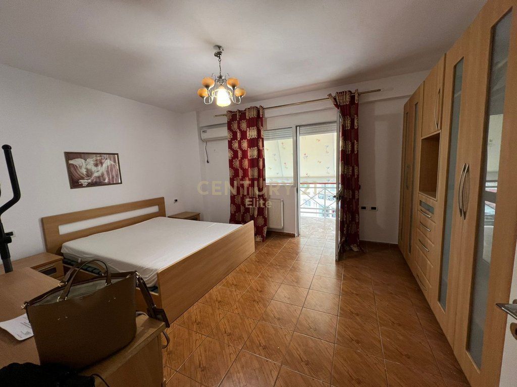 UFFICIO 3+2 IN AFFITTO PRESSO GARDA, PETRO NINI