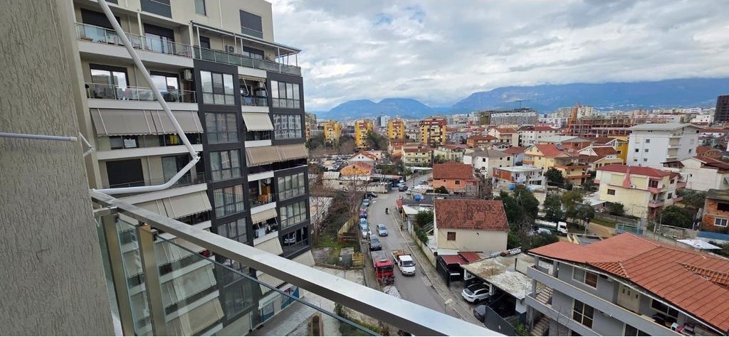 21 December, Former Park! We offer for rent Apartment 2+1+2 at "Rezidenca Alba"!