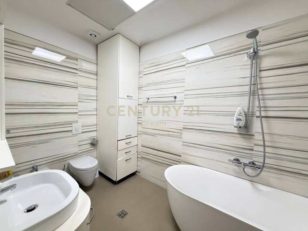 Apartment 1+1 for rent at Ambasador 3