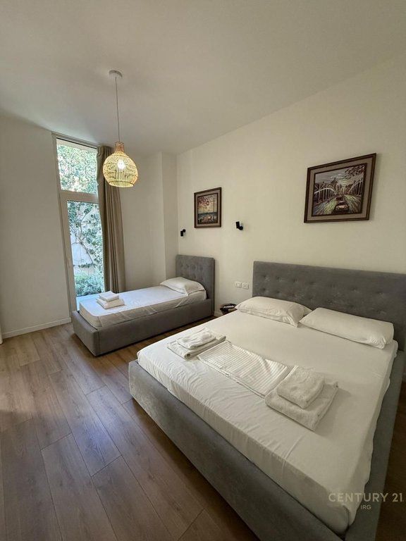 VILLA IN VENDITA A GREEN COAST, VILLAGE, PALASE